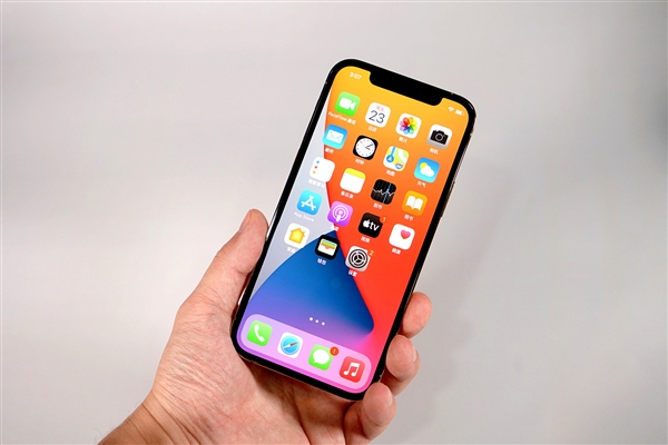 赤坎苹果手机维修分享iOS 14.2修订版已到，专属iPhone 12系列 